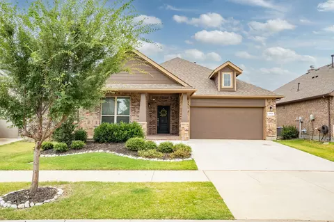 1517 Canary Ln, Argyle, TX 76226