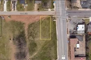 1520 E Robert St, Fort Worth, TX 76104
