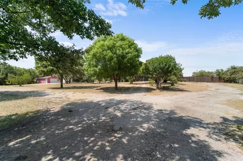 5275 Brown Ln, Fort Worth, TX 76140