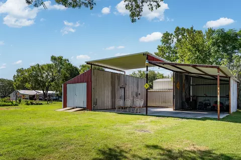 411 E Pine St, Malakoff, TX 75148 photo 25