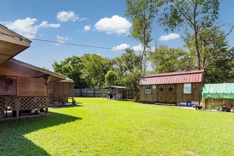 411 E Pine St, Malakoff, TX 75148 photo 23