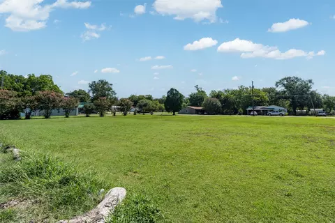 411 E Pine St, Malakoff, TX 75148 photo 31