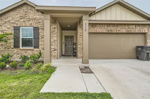 4712 Peeler Dr, Fort Worth, TX 76179