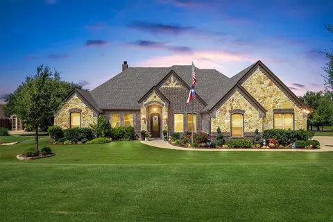 1718 Bent Tree Ct, Granbury, TX 76049