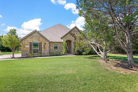 1012 Merriam Ct, Weatherford, TX 76087