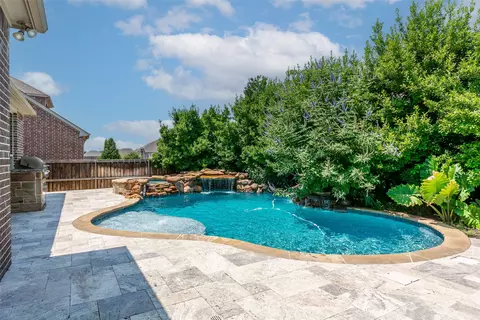 946 Byron St, Allen, TX 75013