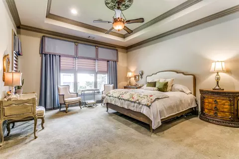 405 E Texas St, Grapevine, TX 76051 photo 16