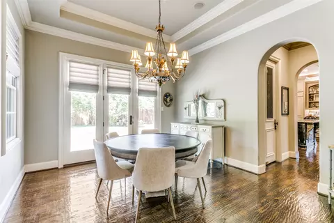 405 E Texas St, Grapevine, TX 76051 photo 13