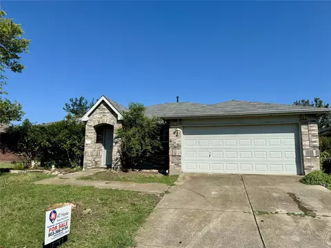 1402 Buckingham Dr, Forney, TX 75126