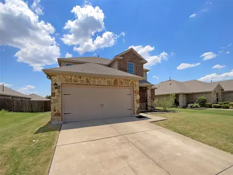 204 Gallop Ct, Waxahachie, TX 75165