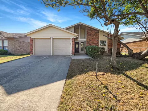 6120 Skylark Ln, Watauga, TX 76148