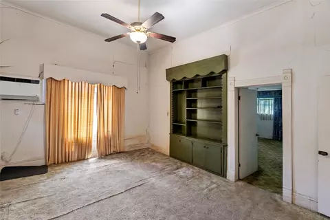 Living - 1503 Bonham St, Commerce, TX 75428 photo 6 of 7