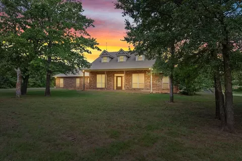 2935 Happy Swaner Ln, Axtell, TX 76624