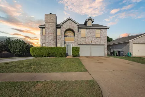 6001 Fenwick Ln, Arlington, TX 76018