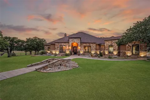 103 Cutting Horse Ct, Weatherford, TX 76087