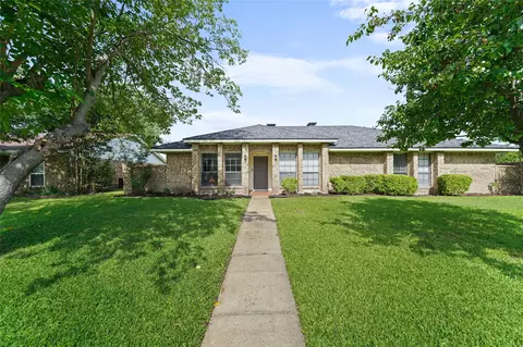 1013 Bridle Dr, Richardson, TX 75081