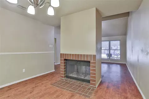 Living - 412 Bluegrass Ln, Euless, TX 76039 photo 5 of 5