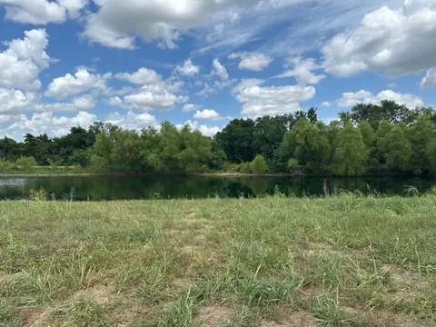 3510 Sharp Ct, Midlothian, TX 76065