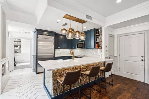 411 W 7th St #502, Fort Worth, TX 76102