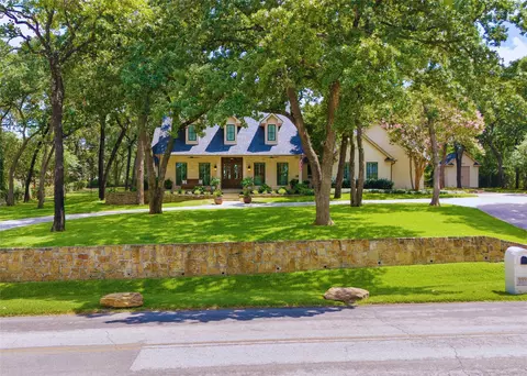 2220 Fawkes Ln, Keller, TX 76262