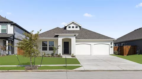 8017 Grotto Dr, Royse City, TX 75189