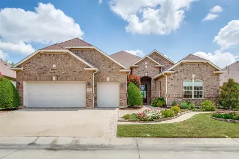 9101 Freeport Dr, Denton, TX 76207