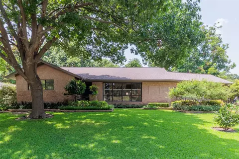 4315 Briar Creek Ln, Dallas, TX 75214