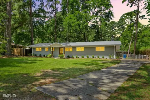 4022 Pines Rd, Shreveport, LA 71119