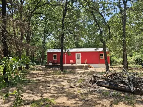 1700 Melissa Ln, Cleburne, TX 76031