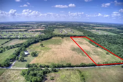 1310 County Road 4935 # -E, Trenton, TX 75490