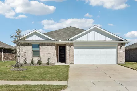 160 Arcane St, Greenville, TX 75402