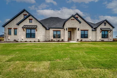 6260 La Paz Ranch Rd, Midlothian, TX 76065