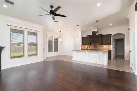 309 Newport Ln, Benton, LA 71006