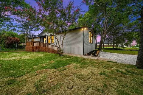4608 Bradley Ln, Arlington, TX 76017