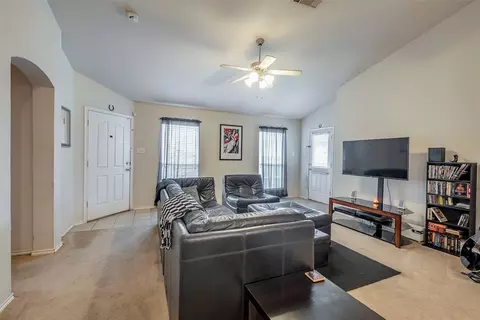 6033 Melanie Dr, Fort Worth, TX 76131
