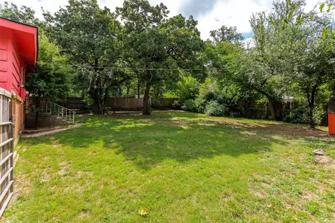 116 E Oak Dr, Hurst, TX 76053 photo 33
