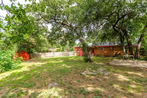 116 E Oak Dr, Hurst, TX 76053 photo 31