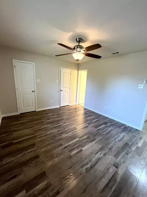 Bedroom - 2718 Monroe St, Commerce, TX 75428 photo 1 of 3