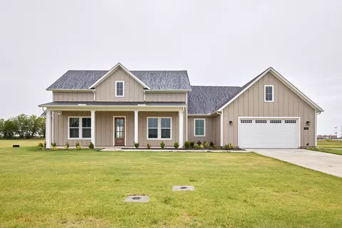 713 Lexington Ln, Nevada, TX 75173