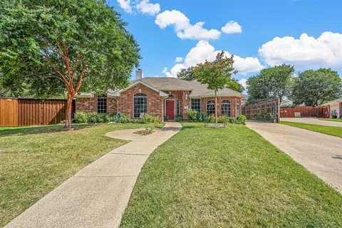 317 Holly Ct, Murphy, TX 75094