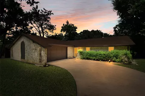 1118 Statler Dr, Duncanville, TX 75116