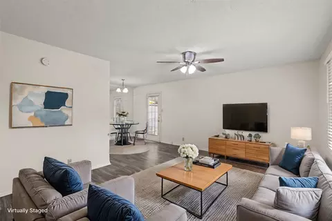 1037 Roaring Springs Rd, Fort Worth, TX 76114