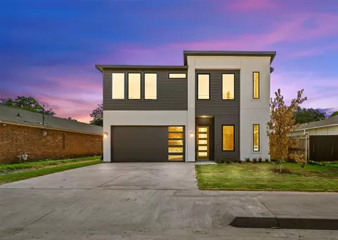 6804 Bexar St, Dallas, TX 75215