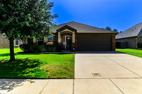 303 Caladium Ct, Mansfield, TX 76063