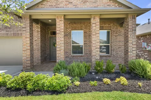2429 Moon Ranch Dr, Weatherford, TX 76087