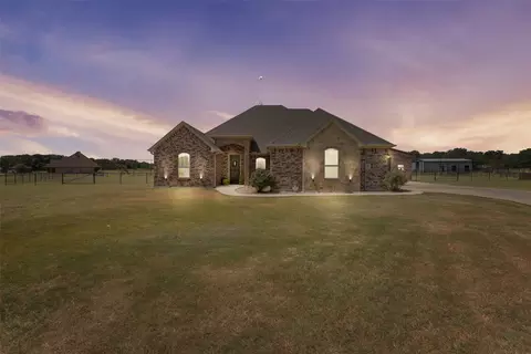 113 Brock Ct, Millsap, TX 76066
