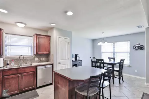 357 Sugarloaf Ave, Abilene, TX 79602 photo 9
