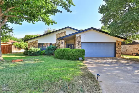 3242 Falcon Dr, Abilene, TX 79606