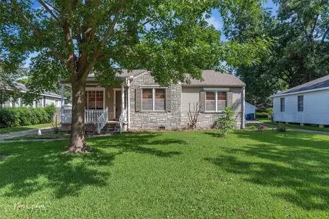 218 Arthur Ave, Shreveport, LA 71105