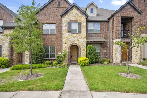 4682 Rhett Ln #F, Carrollton, TX 75010